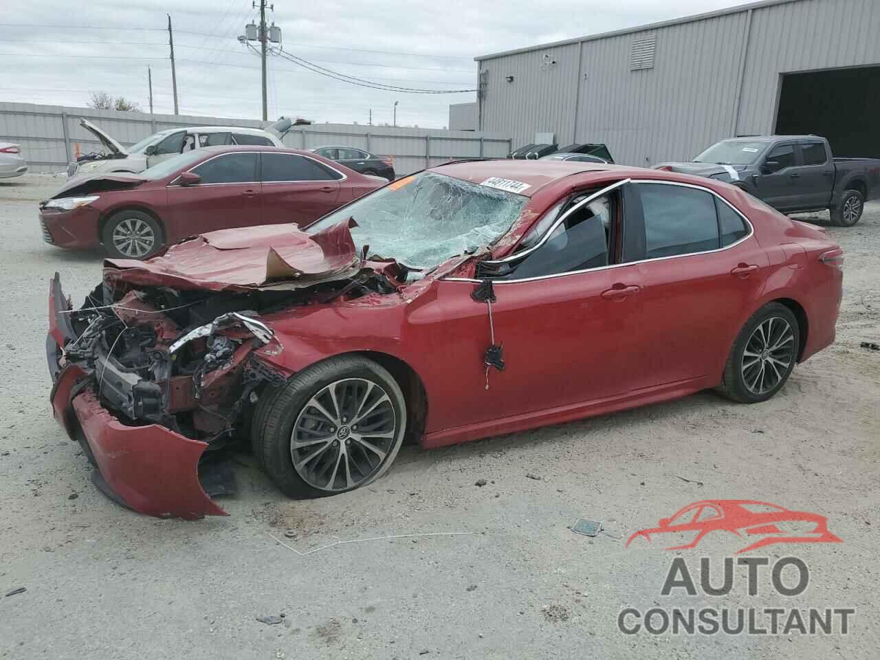 TOYOTA CAMRY 2019 - 4T1B11HK0KU281872