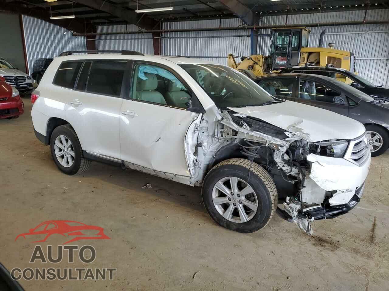 TOYOTA HIGHLANDER 2013 - 5TDBK3EH8DS253122