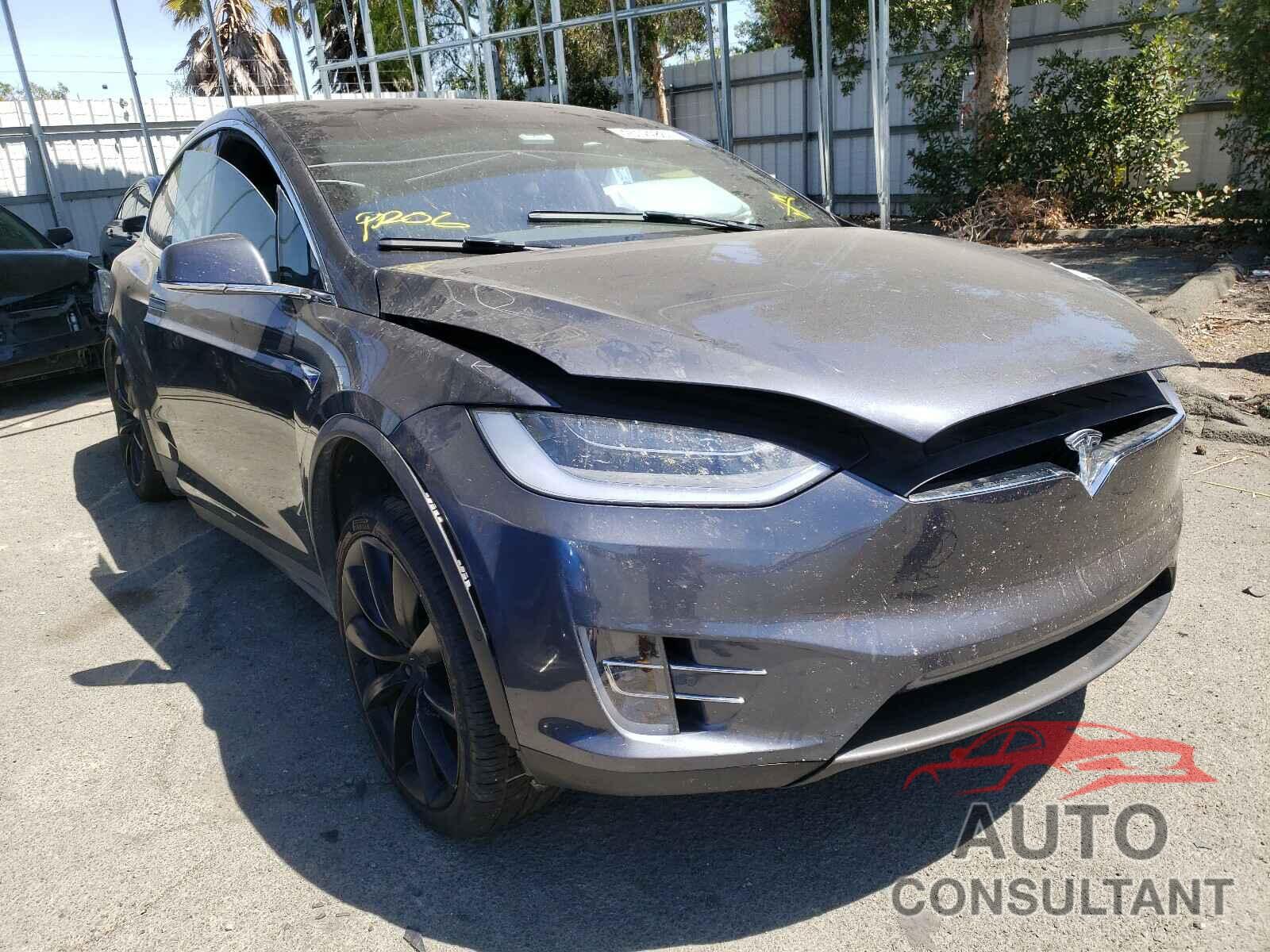 TESLA MODEL X 2019 - 5YJXCAE27KF184718