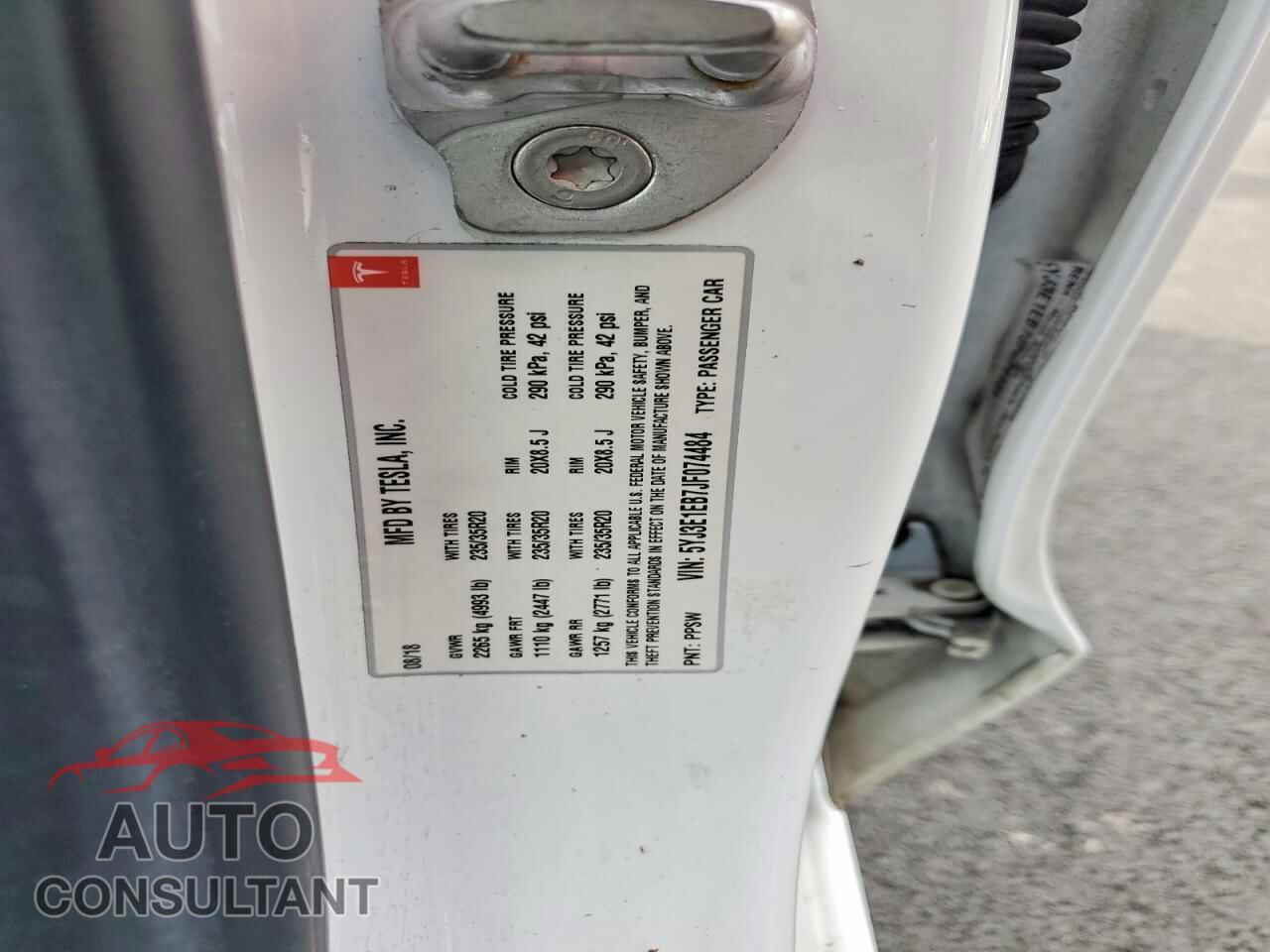 TESLA MODEL 3 2018 - 5YJ3E1EB7JF074484