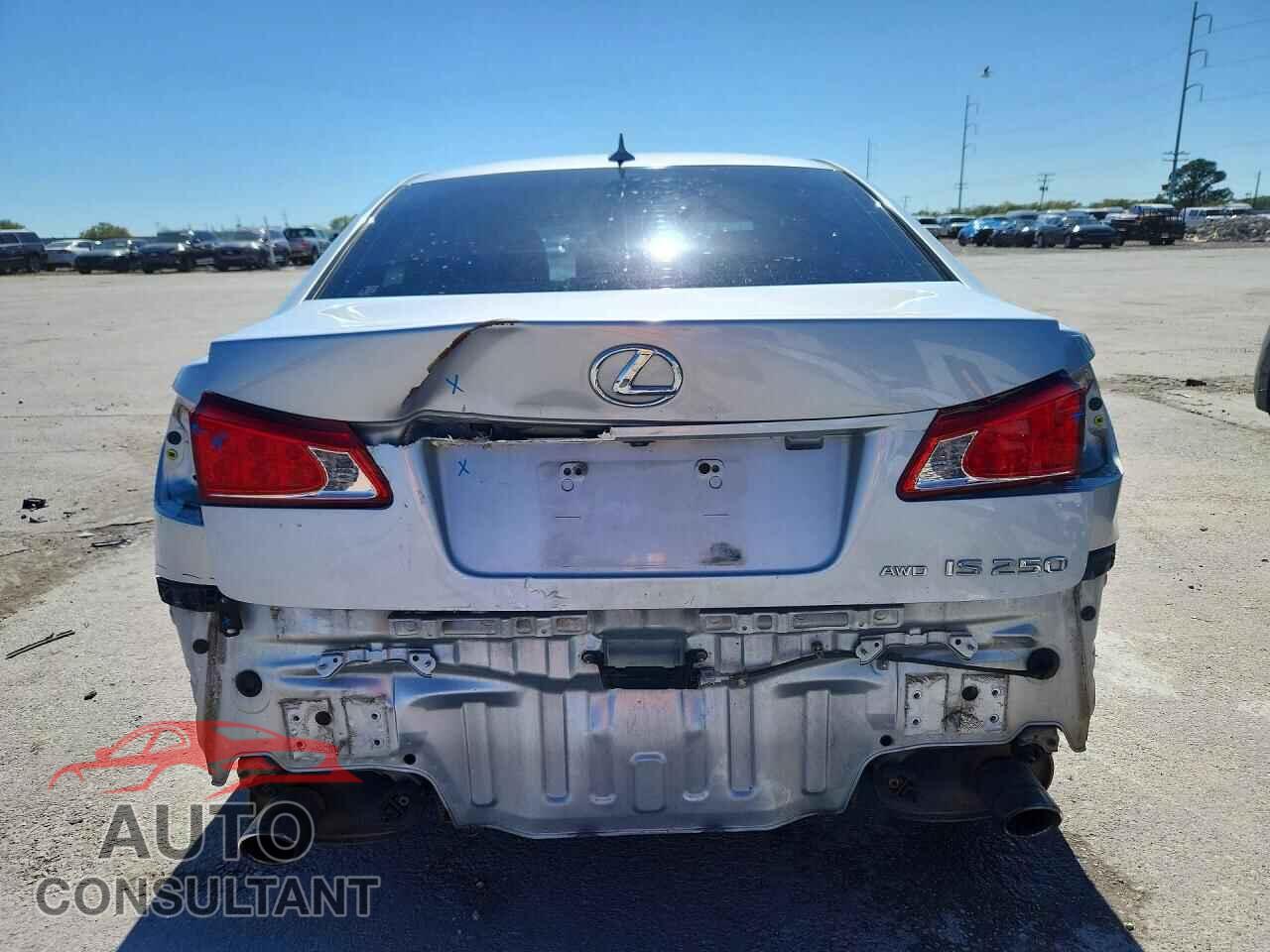 LEXUS IS 2012 - JTHCF5C22C5055268
