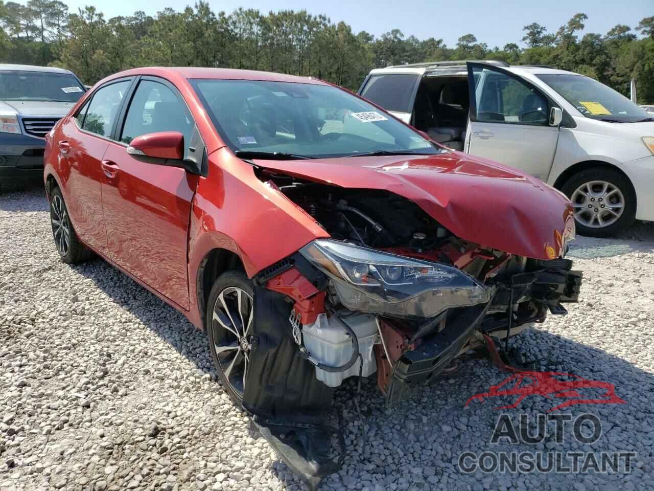TOYOTA COROLLA 2018 - 5YFBURHE3JP856000