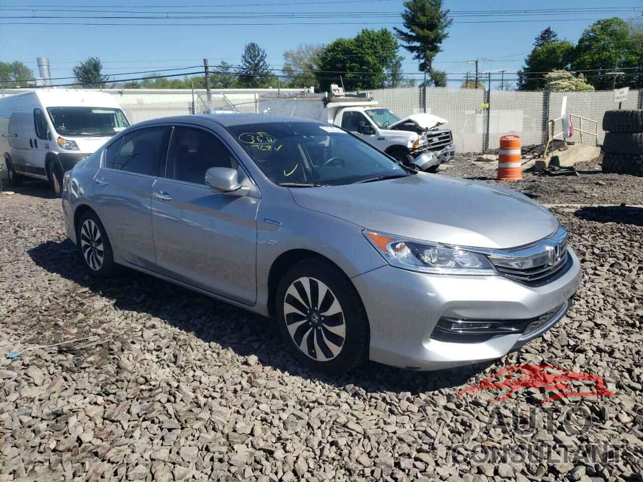 HONDA ACCORD 2017 - JHMCR6F53HC016579