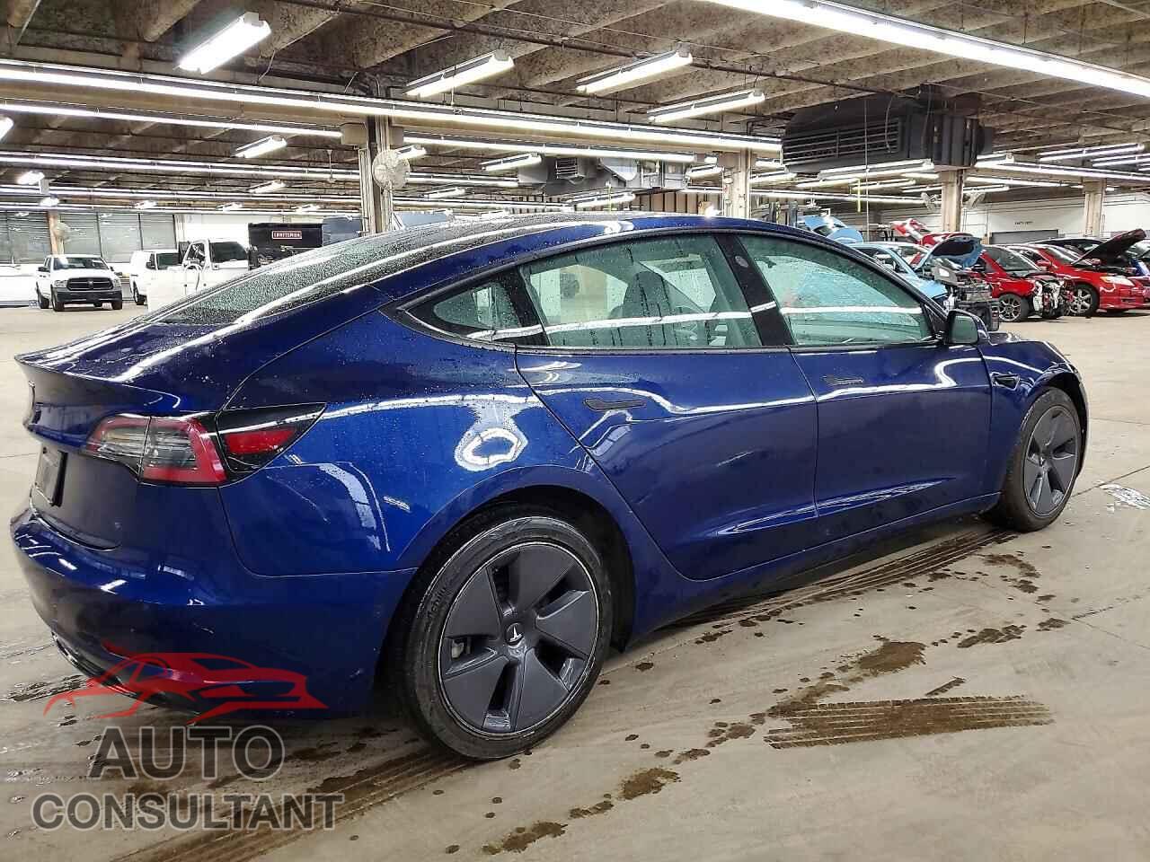 TESLA MODEL 3 2022 - 5YJ3E1EA5NF370374
