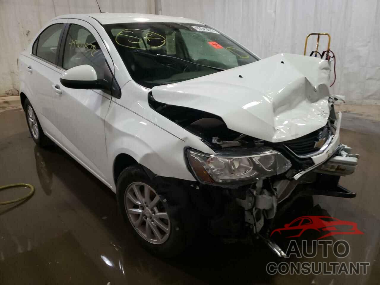 CHEVROLET SONIC 2018 - 1G1JD5SH6J4128304