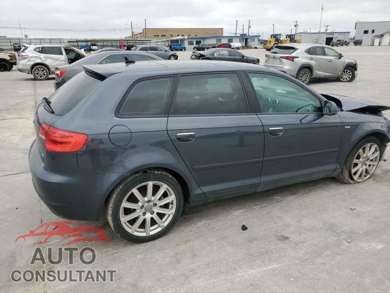 AUDI A3 2012 - WAUKJAFM5CA016258