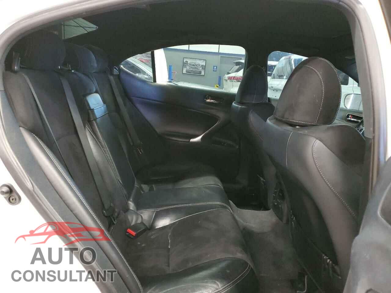LEXUS IS 2012 - JTHBF5C27C5163395