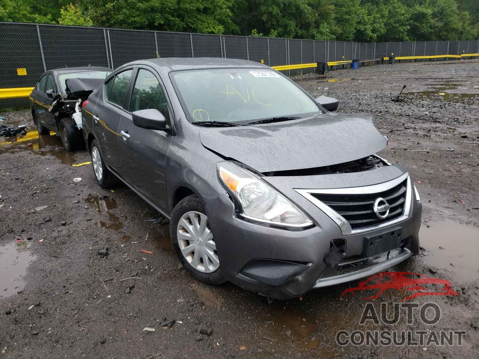 NISSAN VERSA 2019 - 3N1CN7AP7KL858951