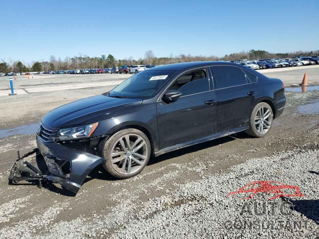 VOLKSWAGEN PASSAT 2018 - 1VWAA7A37JC037627