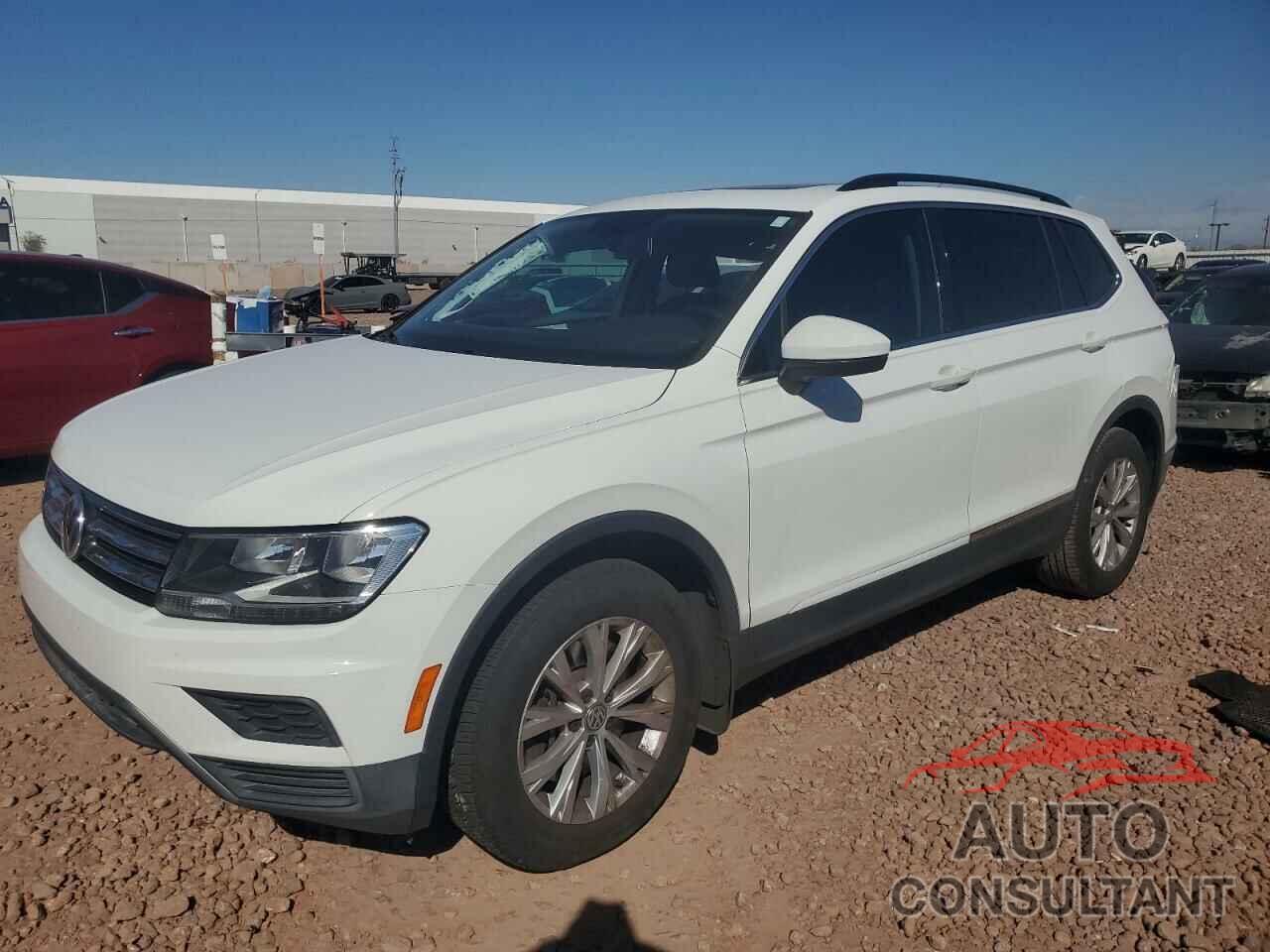 VOLKSWAGEN TIGUAN 2018 - 3VV3B7AX5JM163237