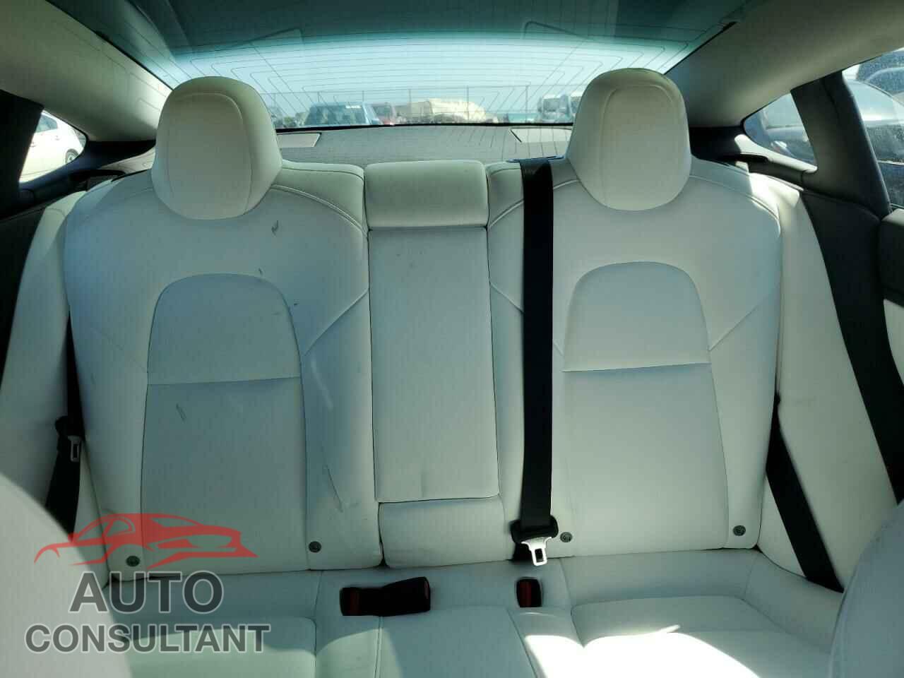 TESLA MODEL 3 2020 - 5YJ3E1EA2LF775170