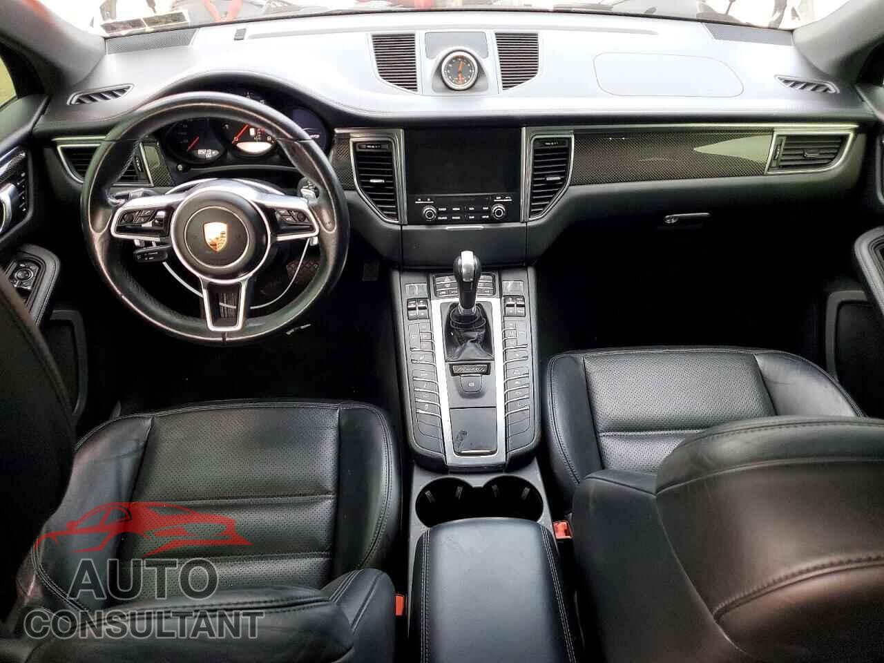 PORSCHE MACAN 2017 - WP1AG2A56HLB50385