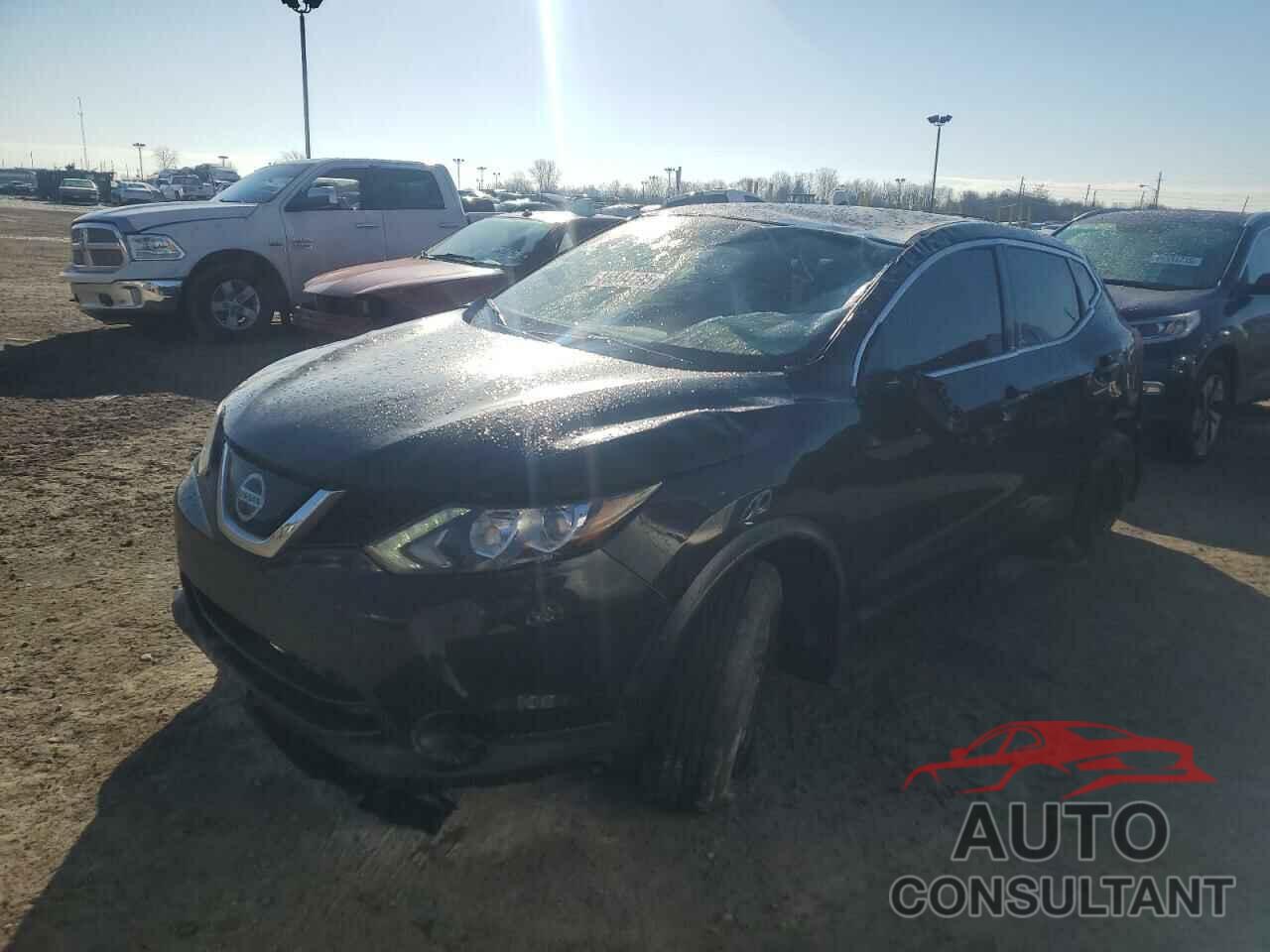 NISSAN ROGUE 2019 - JN1BJ1CR8KW622418