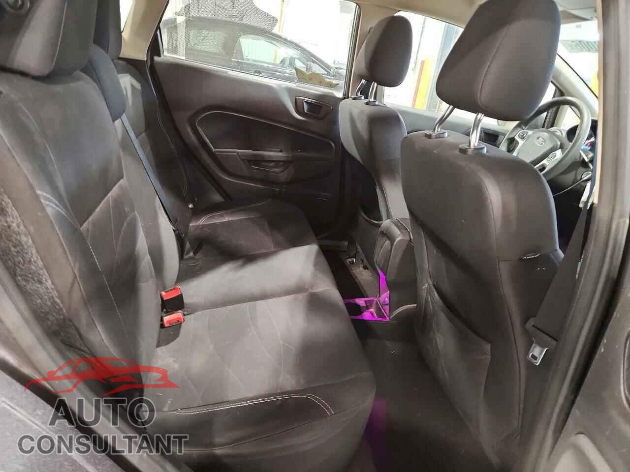 FORD FIESTA 2017 - 3FADP4EJ3HM150401