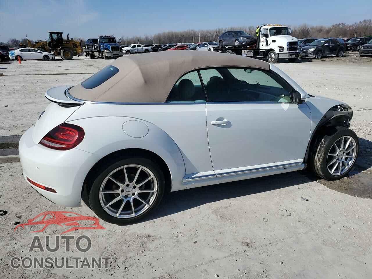 VOLKSWAGEN BEETLE 2017 - 3VW517AT4HM804795