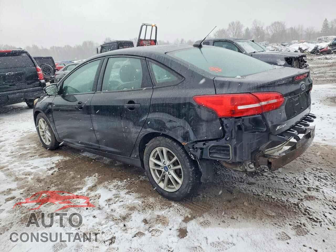 FORD FOCUS 2017 - 1FADP3F28HL222650