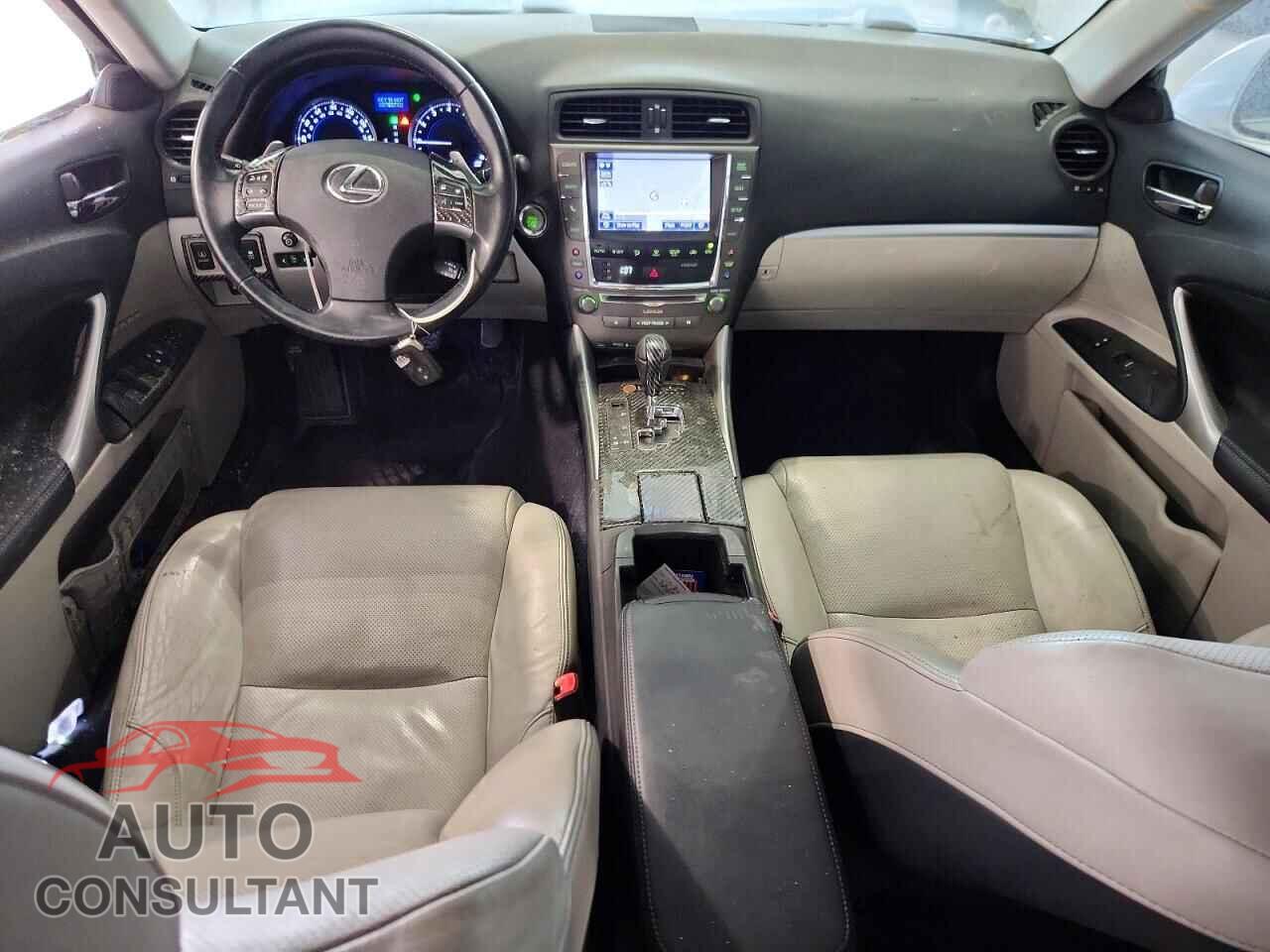 LEXUS IS 2013 - JTHCF5C25D5061860