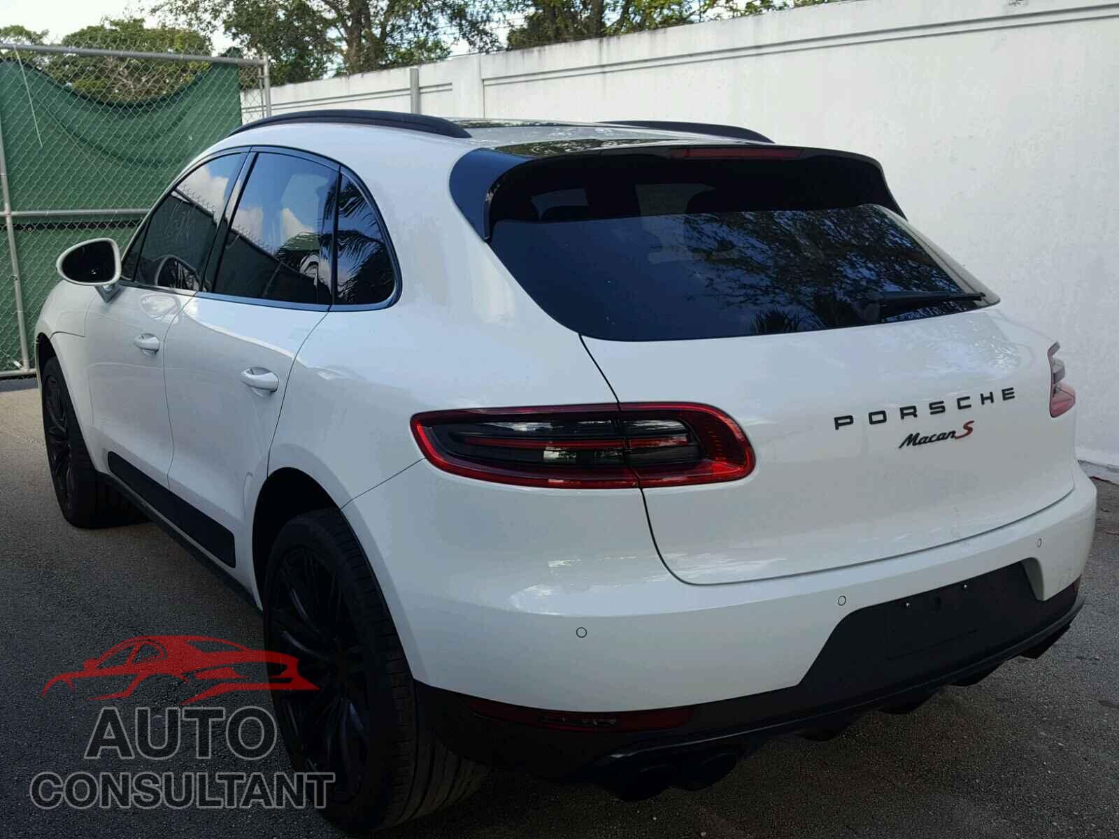 PORSCHE MACAN 2015 - WP1AB2A55FLB66847