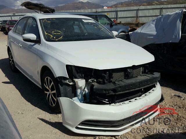 VOLKSWAGEN JETTA 2017 - 3VWDB7AJ7HM408352
