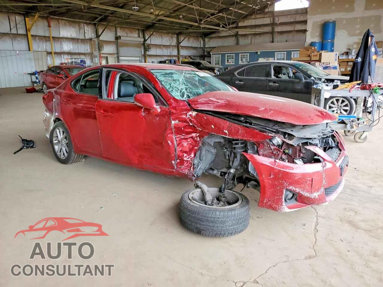 LEXUS IS 2012 - JTHBF5C29C5177024