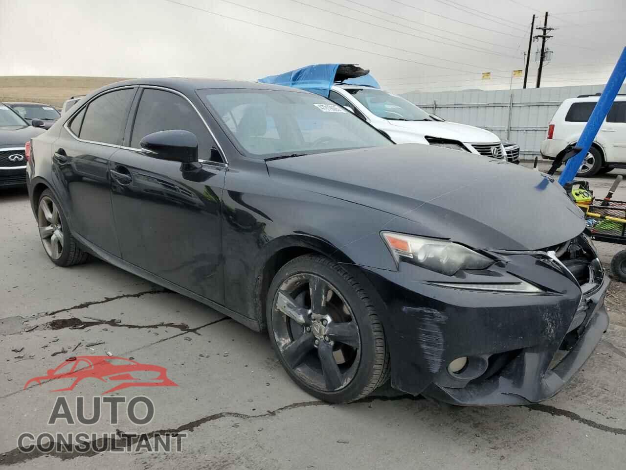 LEXUS IS 2014 - JTHCE1D26E5000531