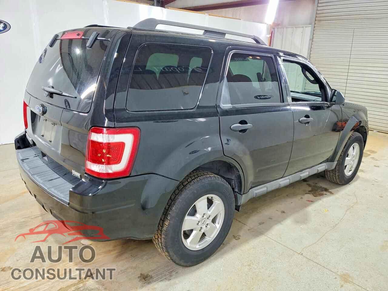 FORD ESCAPE 2010 - 1FMCU0DG7AKB21828