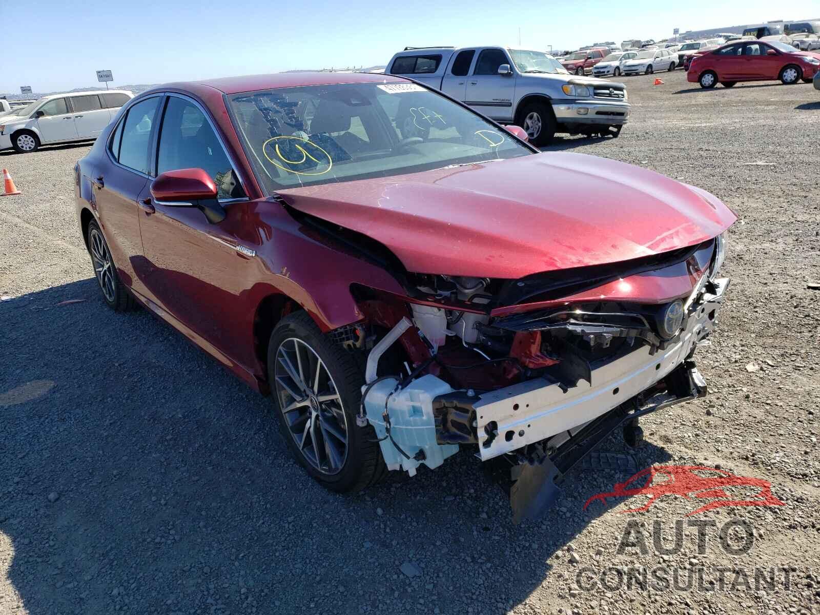 TOYOTA CAMRY 2021 - 4T1F31AK2MU550625
