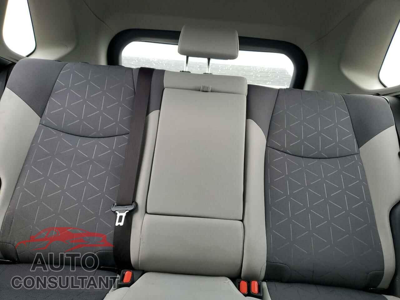 TOYOTA RAV4 2023 - JTMP1RFV7PD093184
