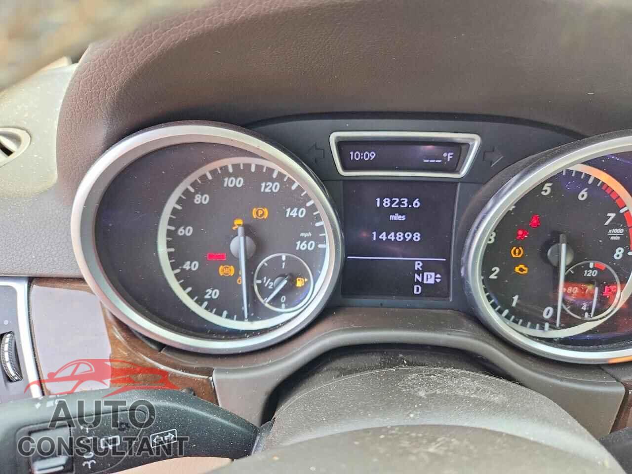 MERCEDES-BENZ M-CLASS 2012 - 4JGDA5HB2CA025154
