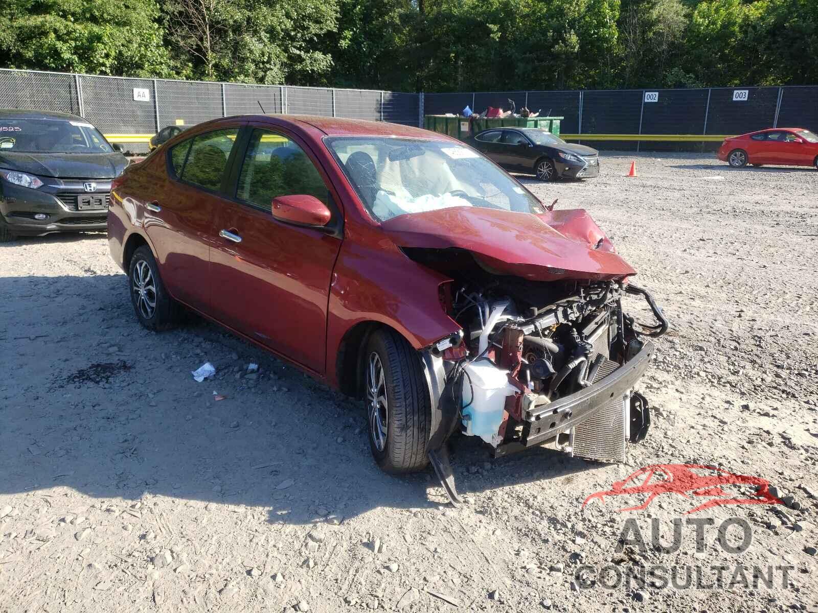 NISSAN VERSA 2019 - 3N1CN7APXKL821618