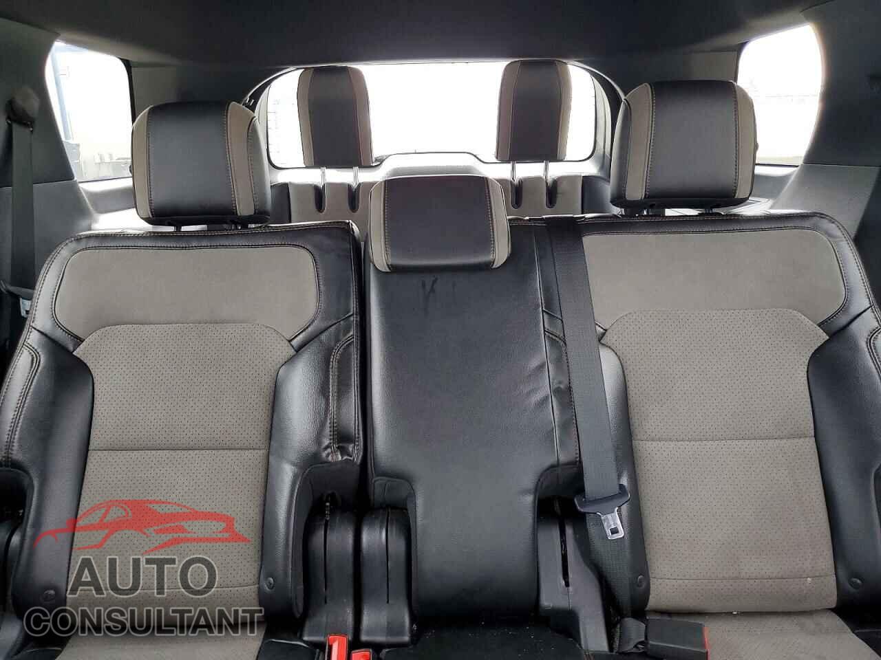 FORD EXPLORER 2017 - 1FM5K8D80HGA09228