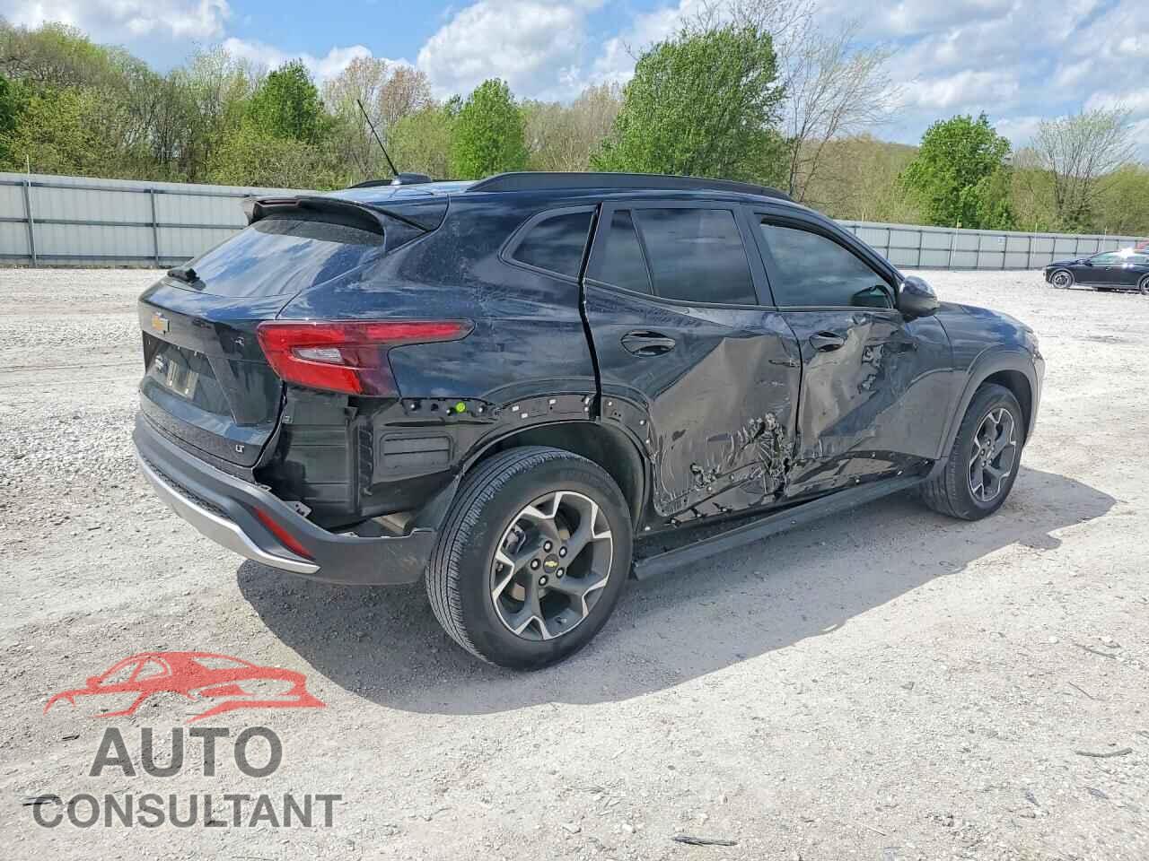 CHEVROLET TRAX 2024 - KL77LHE25RC134011