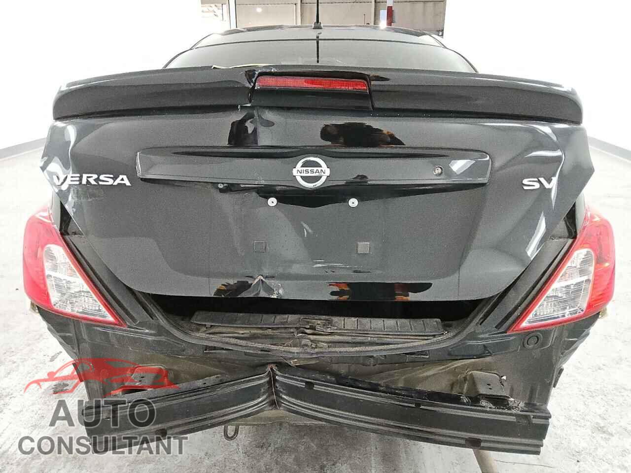 NISSAN VERSA 2019 - 3N1CN7AP3KL845596