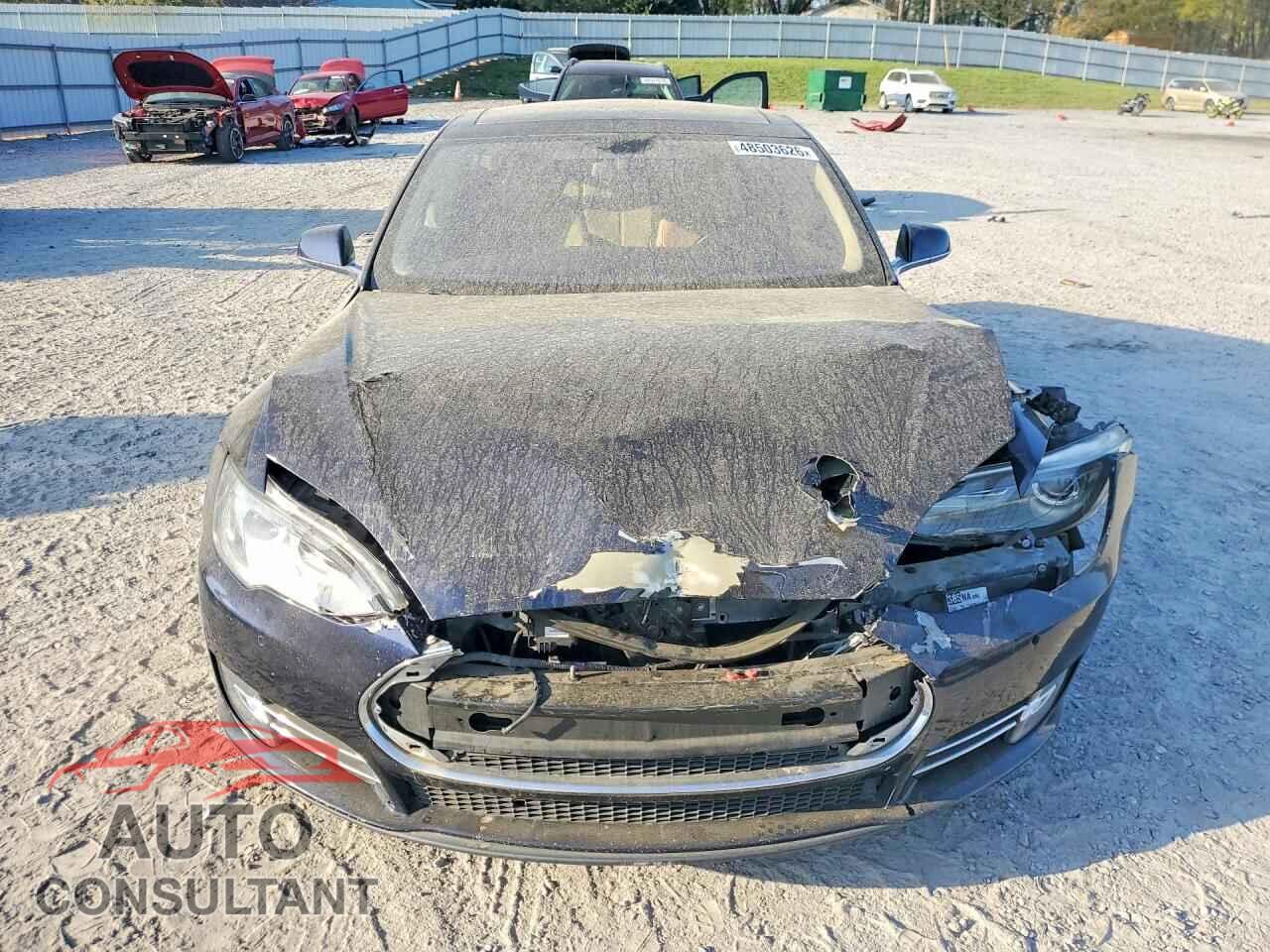 TESLA MODEL S 2014 - 5YJSA1S1XEFP33232
