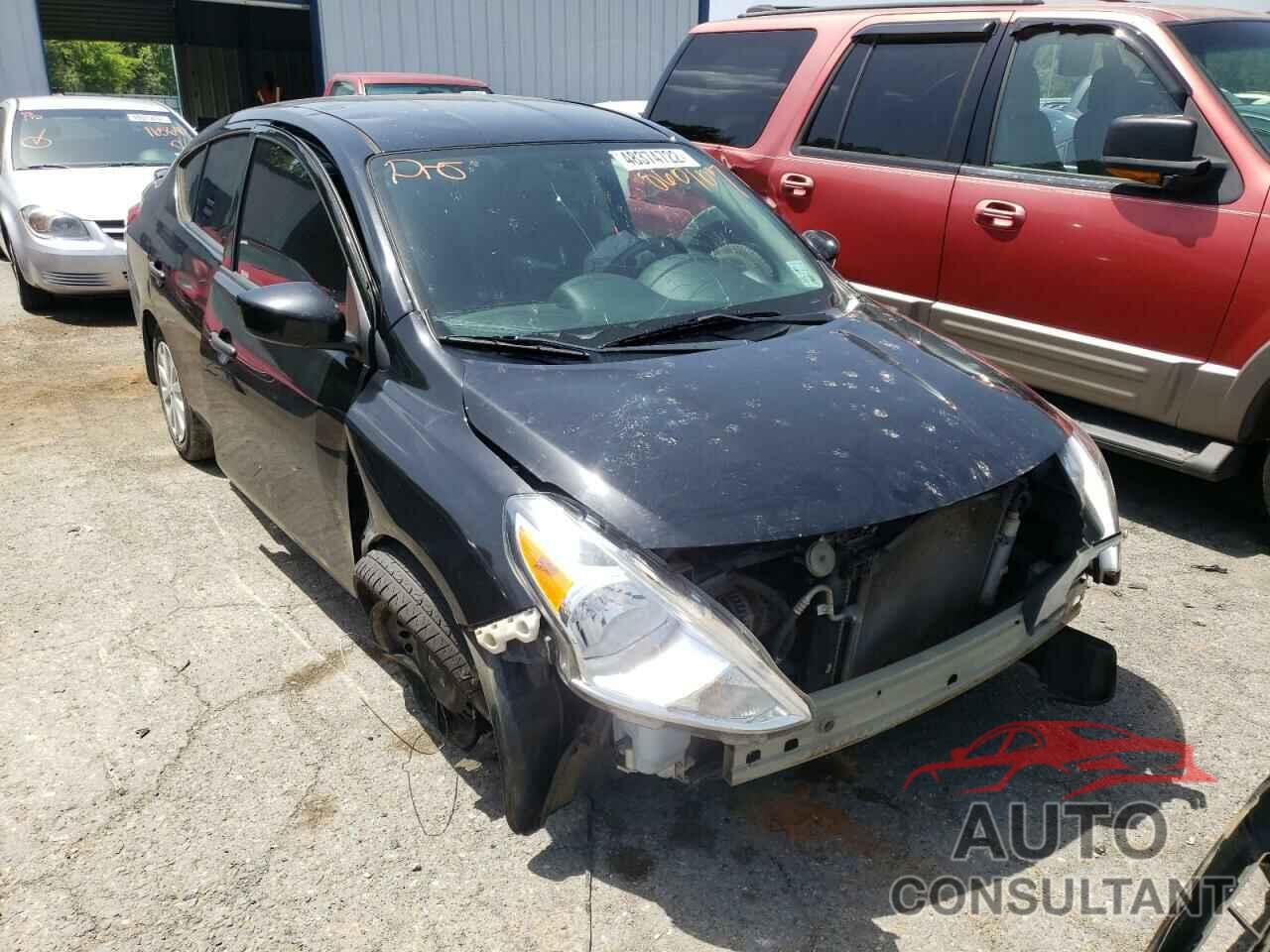 NISSAN VERSA 2017 - 3N1CN7AP3HL860107