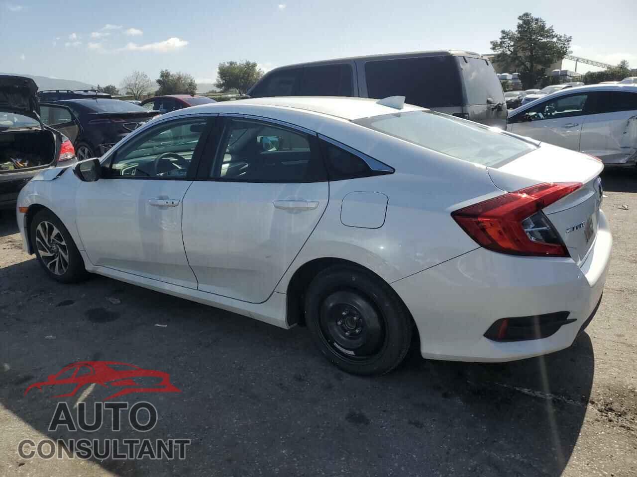 HONDA CIVIC 2018 - 19XFC2F71JE208835