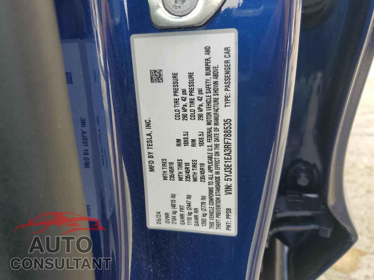 TESLA MODEL 3 2024 - 5YJ3E1EA3RF788535
