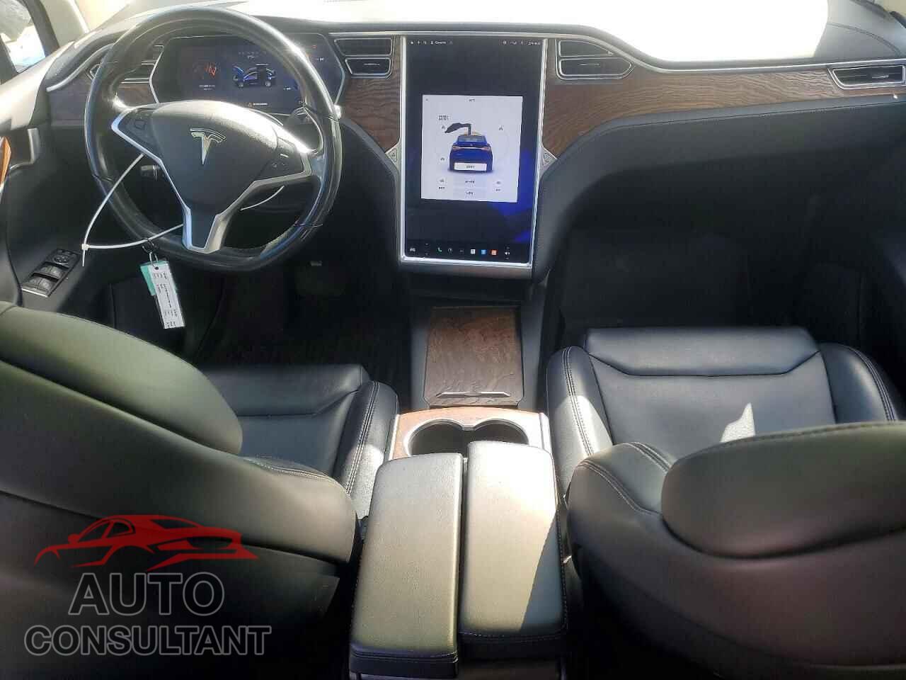 TESLA MODEL X 2017 - 5YJXCDE21HF059952