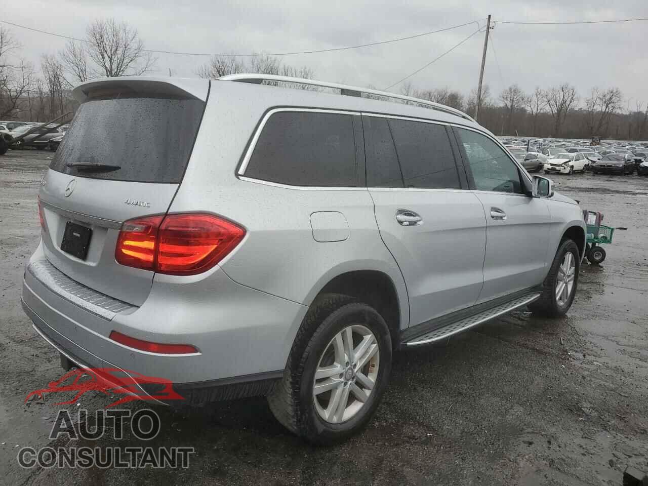 MERCEDES-BENZ GL-CLASS 2016 - 4JGDF6EE2GA676893