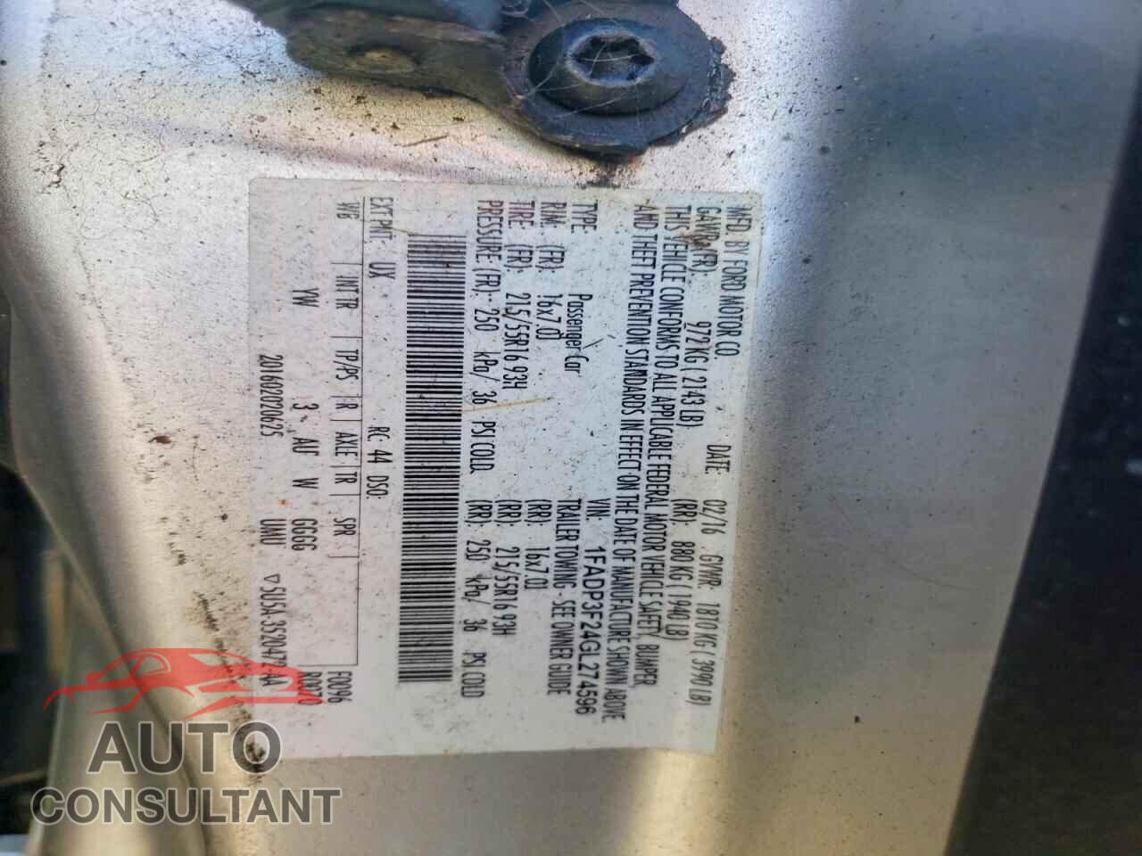 FORD FOCUS 2016 - 1FADP3F24GL274596
