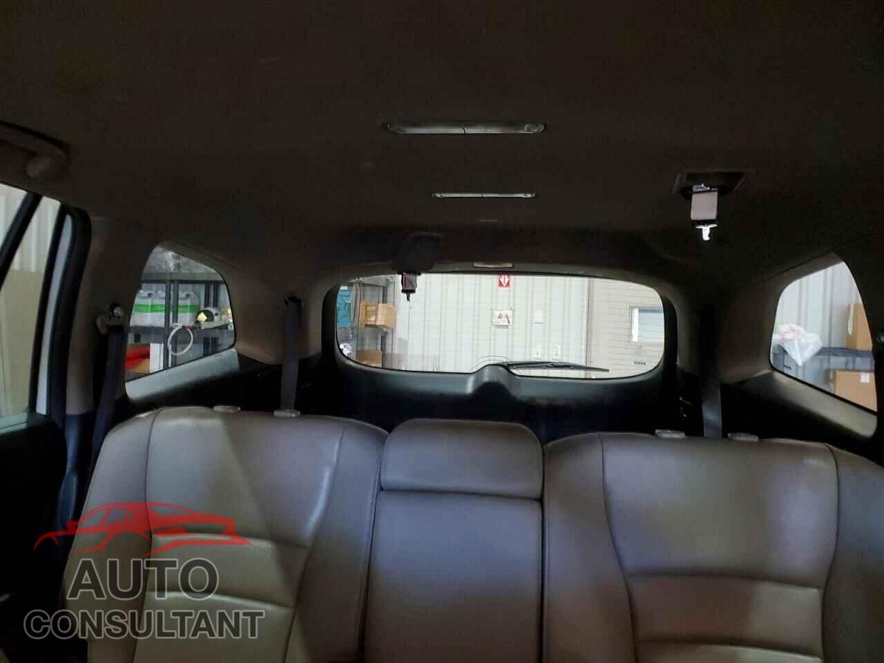 HONDA PILOT 2017 - 5FNYF5H51HB032905