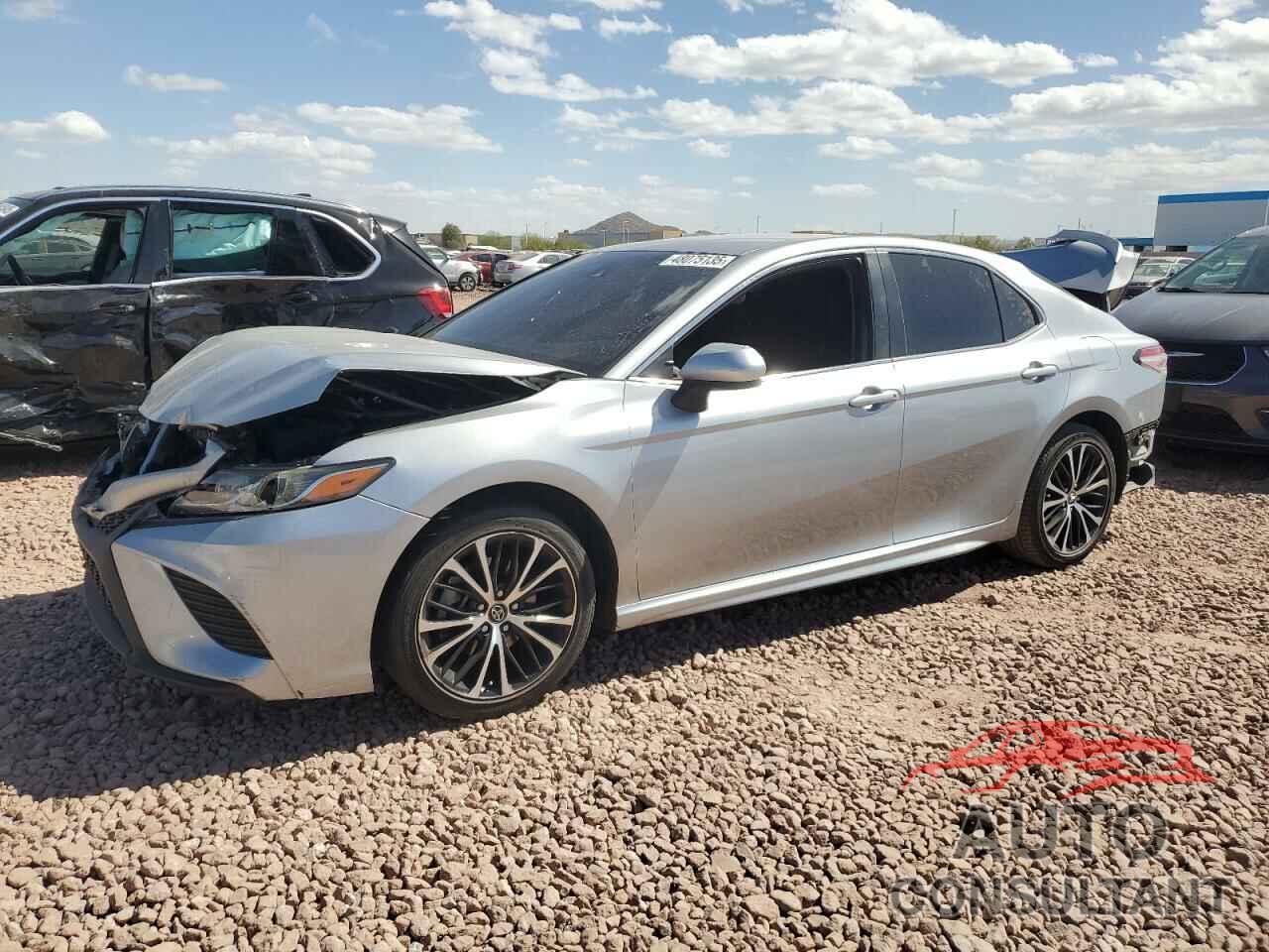 TOYOTA CAMRY 2020 - 4T1G11AK5LU944211