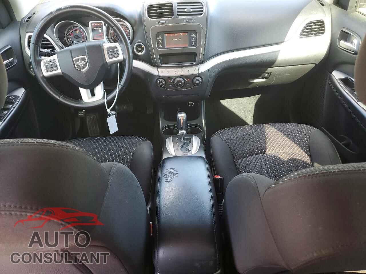 DODGE JOURNEY 2017 - 3C4PDCGG4HT602132