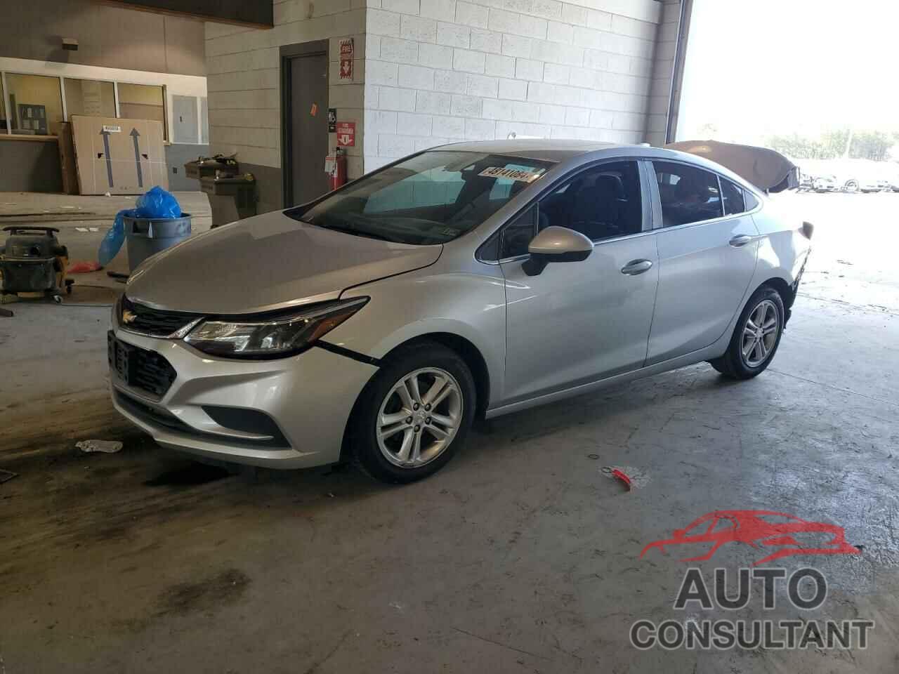 CHEVROLET CRUZE 2017 - 1G1BE5SM6H7205437