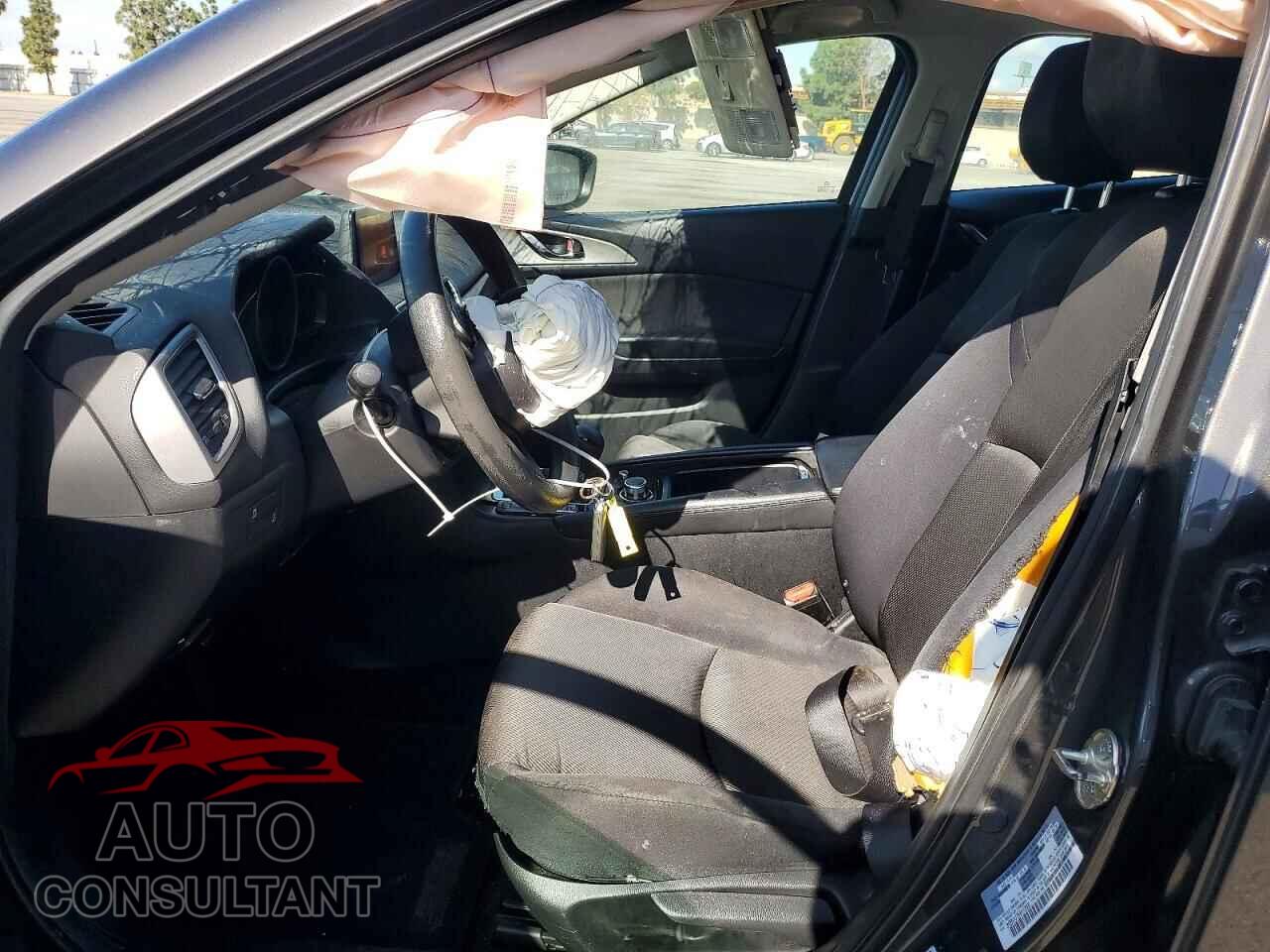 MAZDA 3 2017 - 3MZBN1U73HM113390
