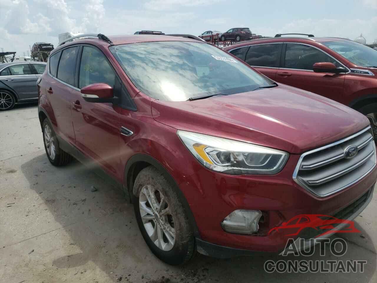 FORD ESCAPE 2017 - 1FMCU9J95HUC56315