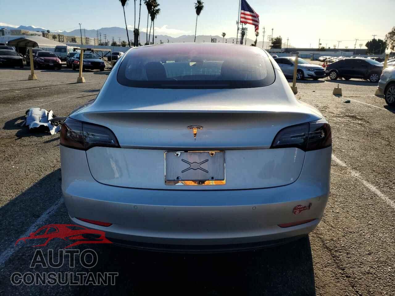 TESLA MODEL 3 2017 - 5YJ3E1EA0HF002494