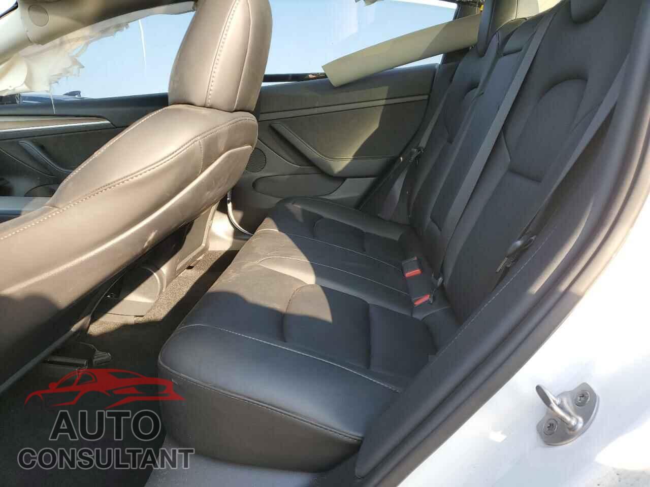 TESLA MODEL 3 2022 - 5YJ3E1EB2NF179651