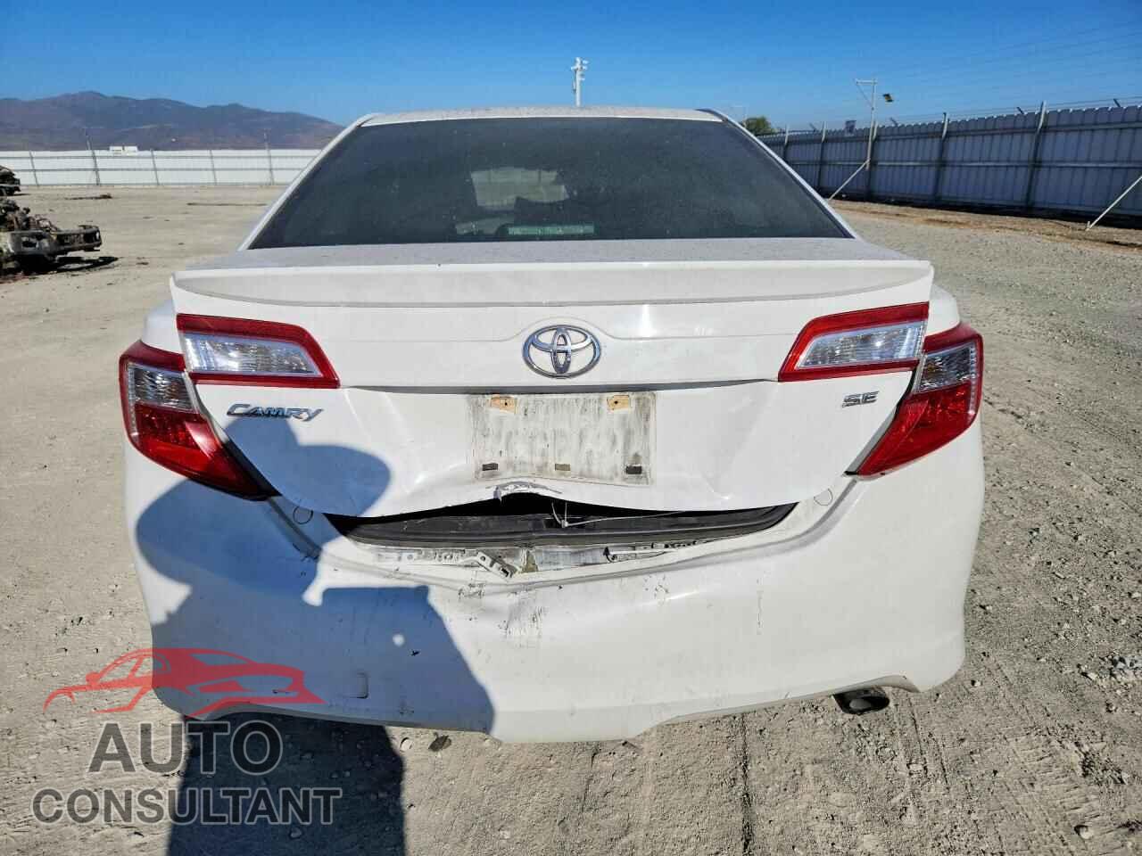 TOYOTA CAMRY 2014 - 4T1BF1FK8EU304792