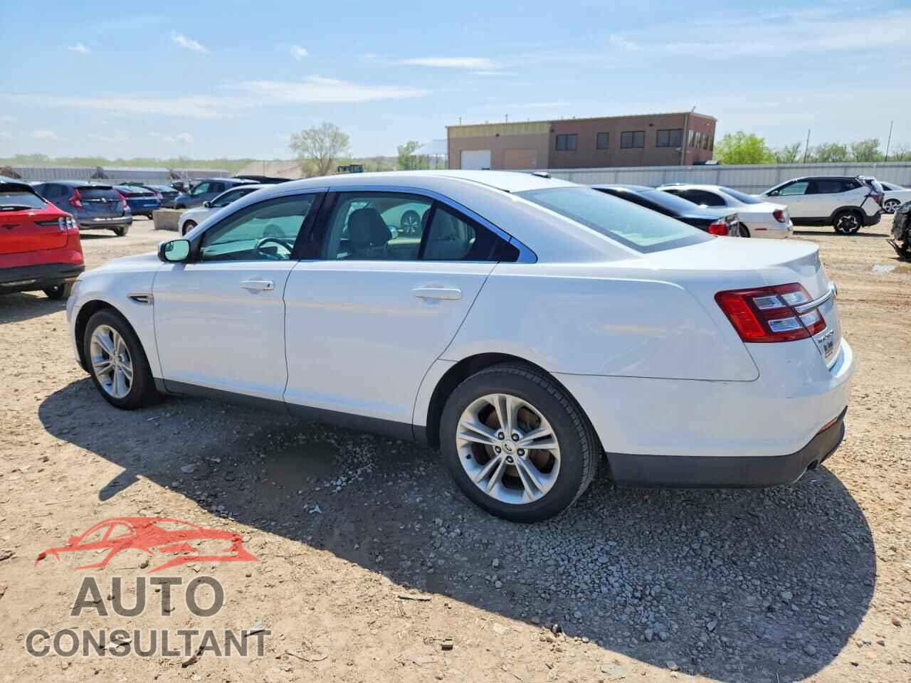 FORD TAURUS 2014 - 1FAHP2E84EG171427